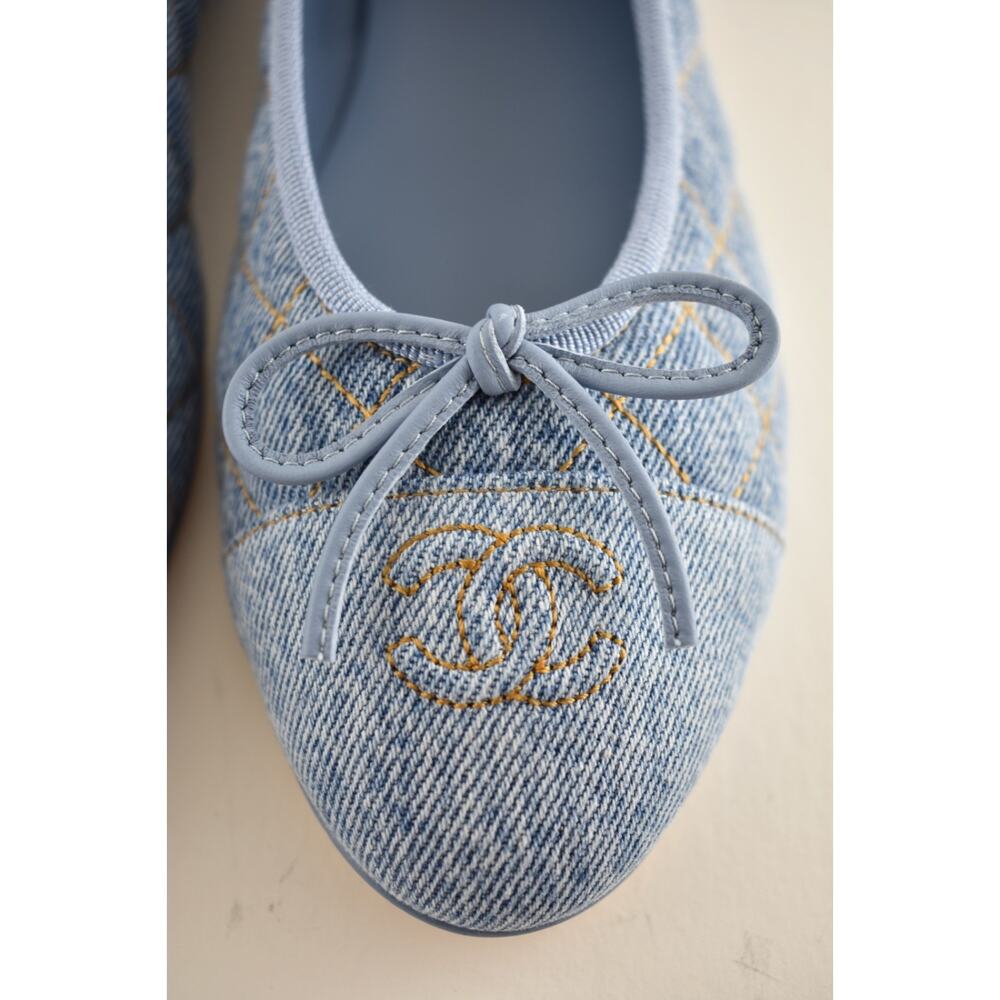 Chanel 26B Light Blue Denim Quilted CC Logo Bow Tie Ballet Ballerina Flat 38 - Picture 13 of 16
